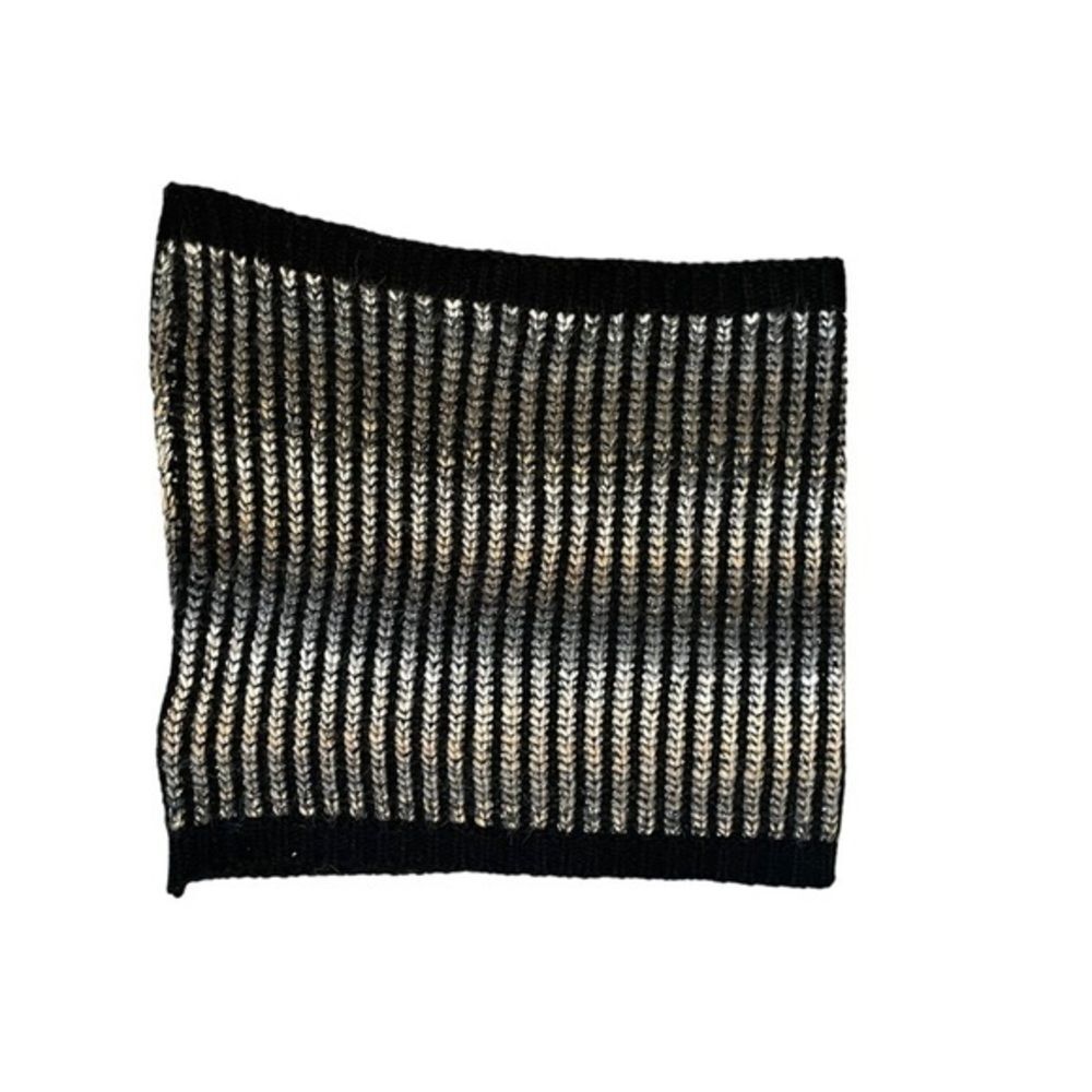 ‎Scarf - Picture 2 of 2